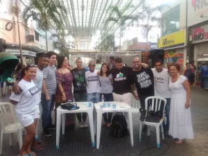 Jovem da ABIA media debate sobre LGBT’s e aborda o HIV/AIDS em Nilópolis